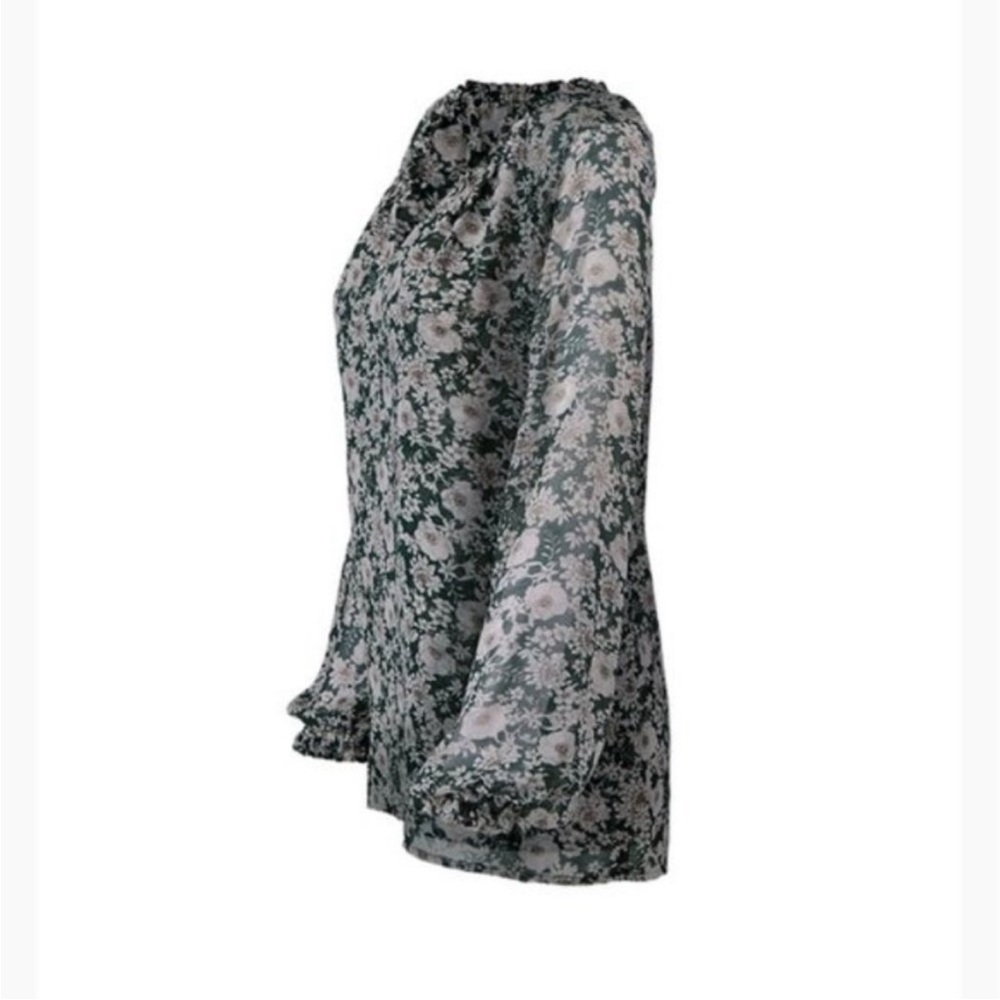 CAbi boho feel Floral long sleeve Blouse in green, in EUC